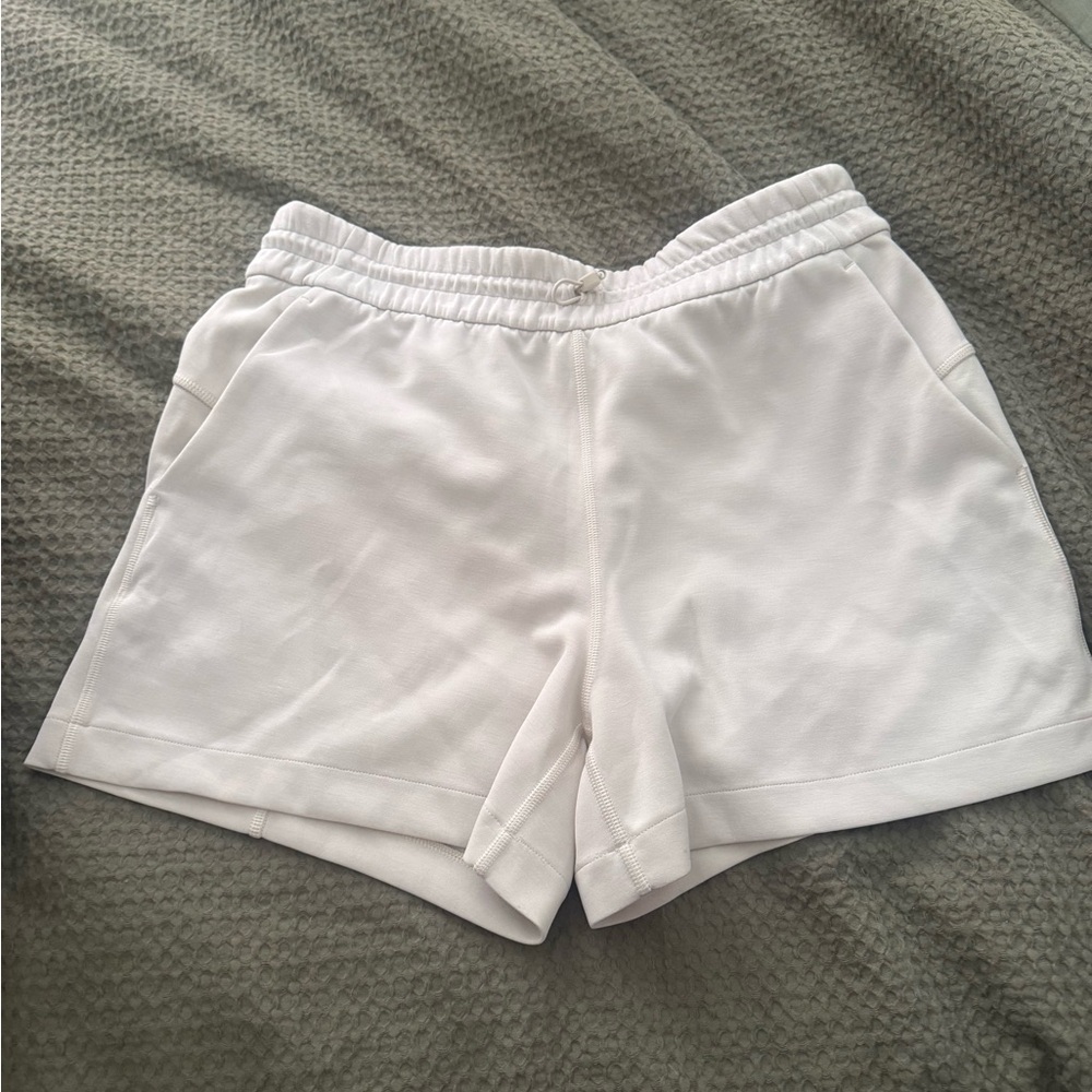 lululemon athletica softstreme high-rise shorts